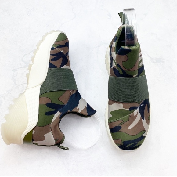 [J Slides] Green Camo Manic Sneaker - Picture 3 of 7